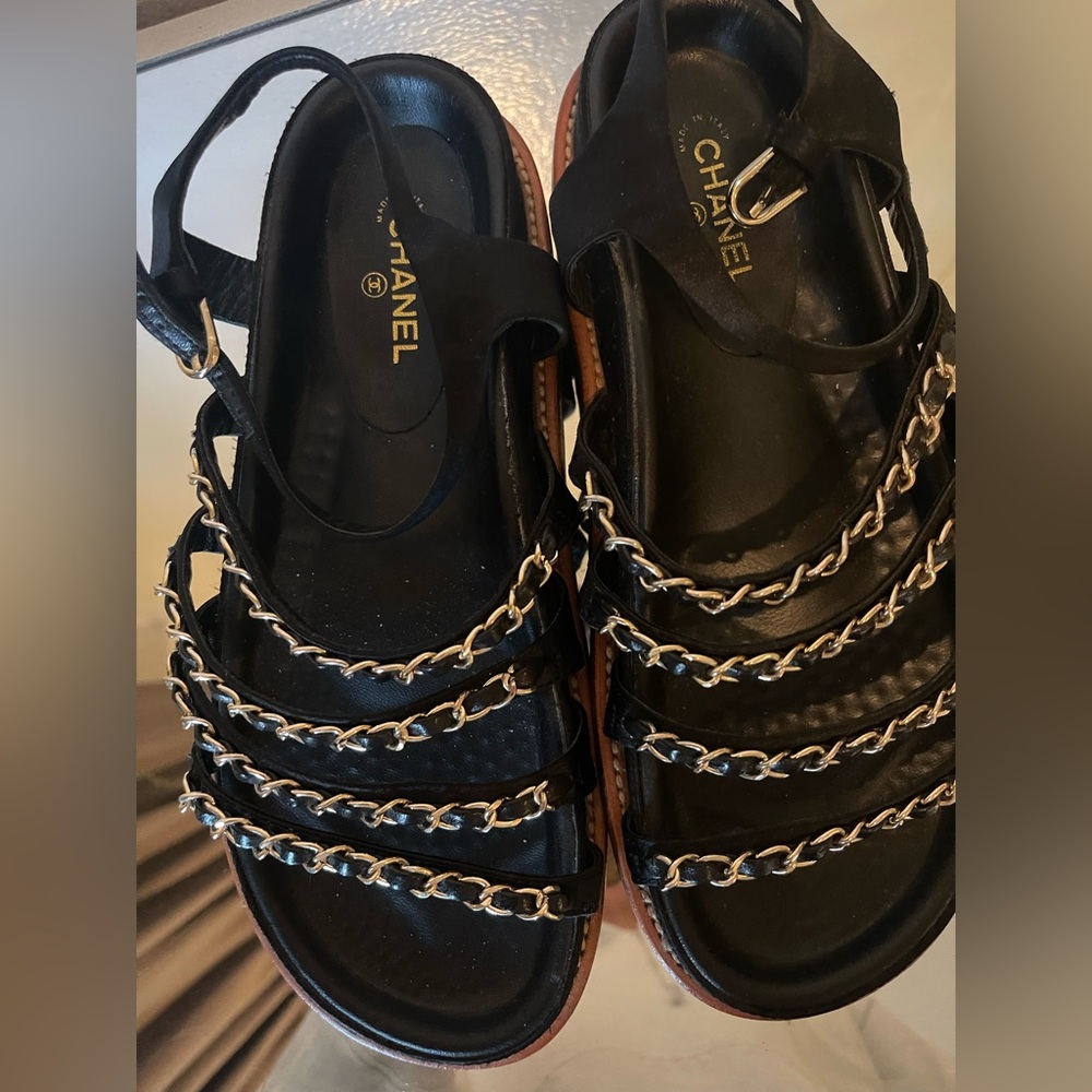 Chanel Black Leather And Gold Chain Detail Ankle Strap Flat Sandals Size 38